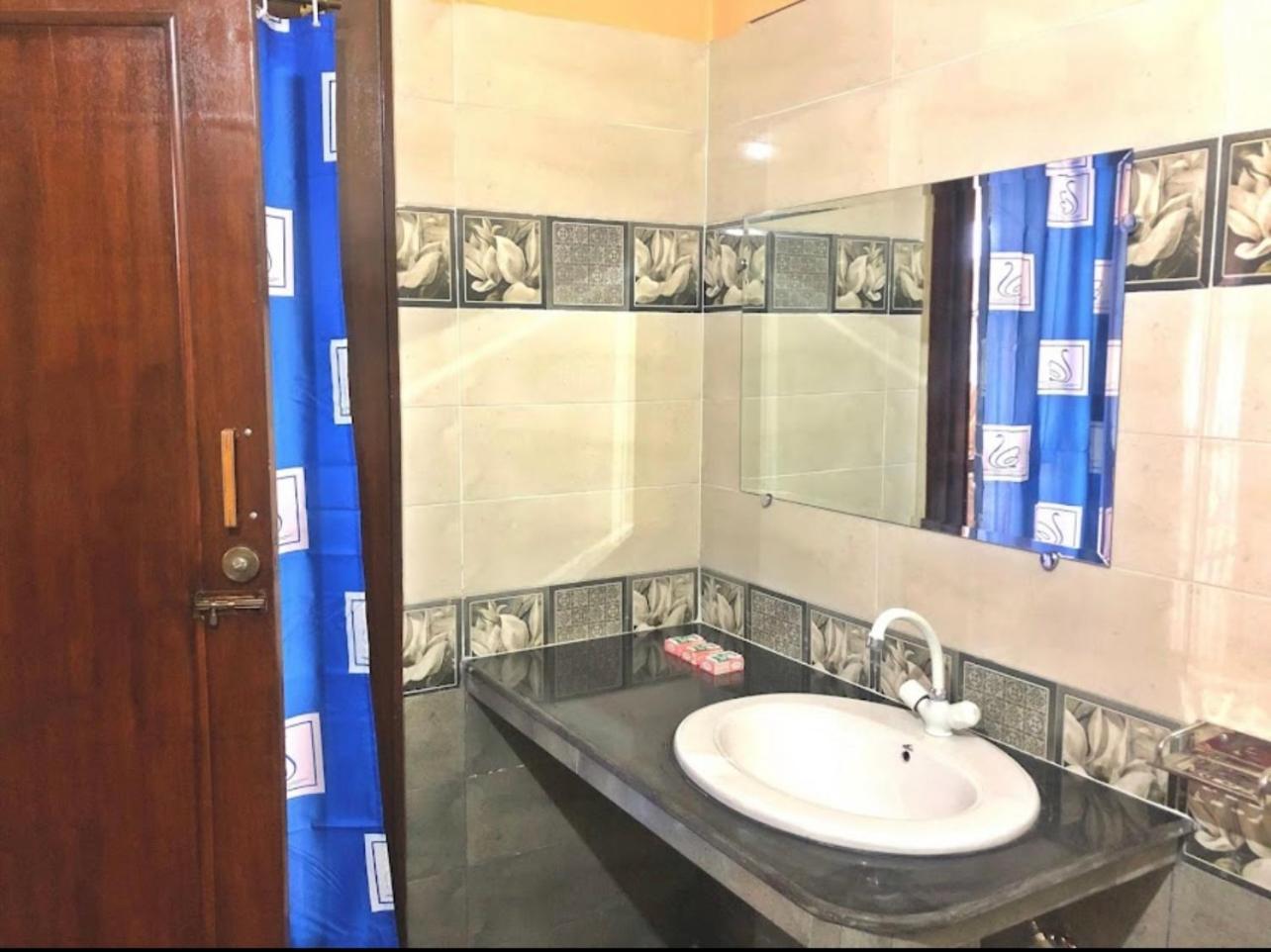מלון פייסלאבאד Babar House מראה חיצוני תמונה
